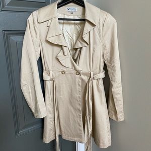 Trench coat